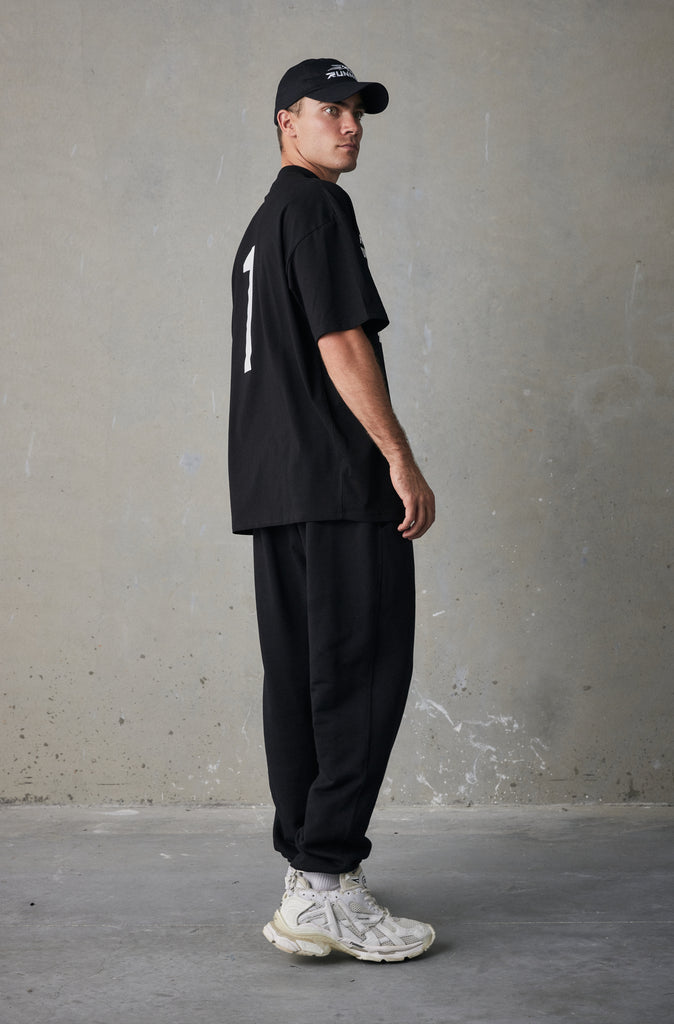 FR1 Tee - Black