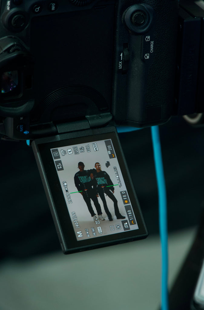 Pyro Crewneck - Black Tiffany