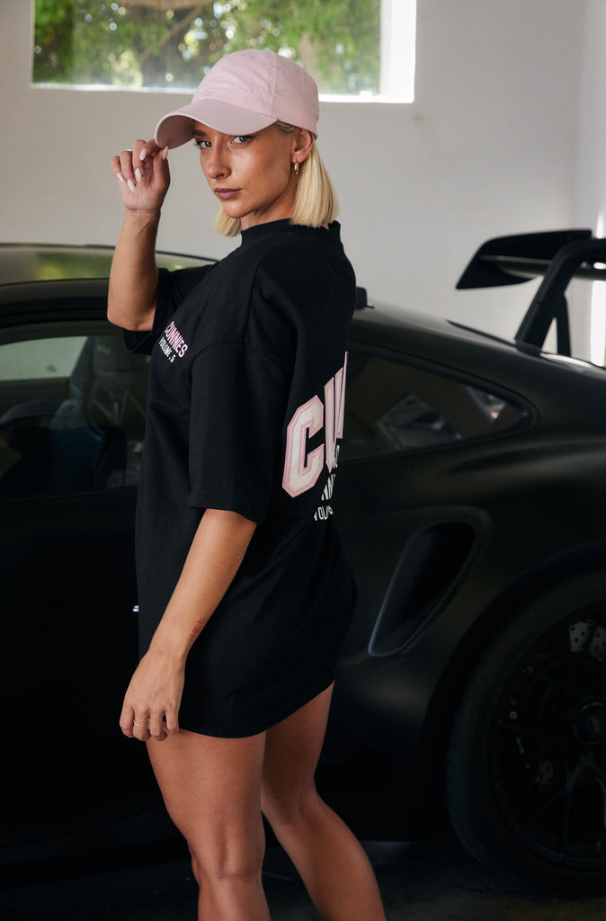 V5 Cunnies Tee - Black Sakura