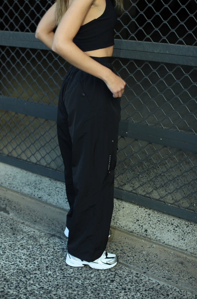 FR Wide Leg Tech Pant - Black