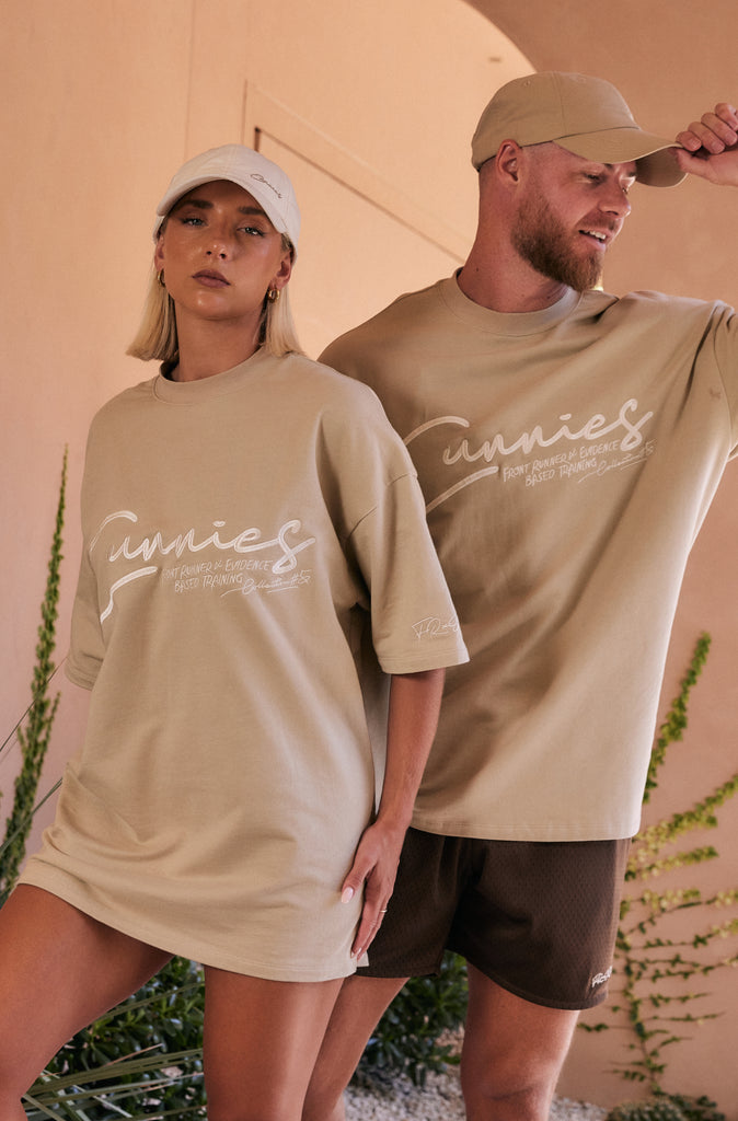 Cunnies Script Tee - Malt