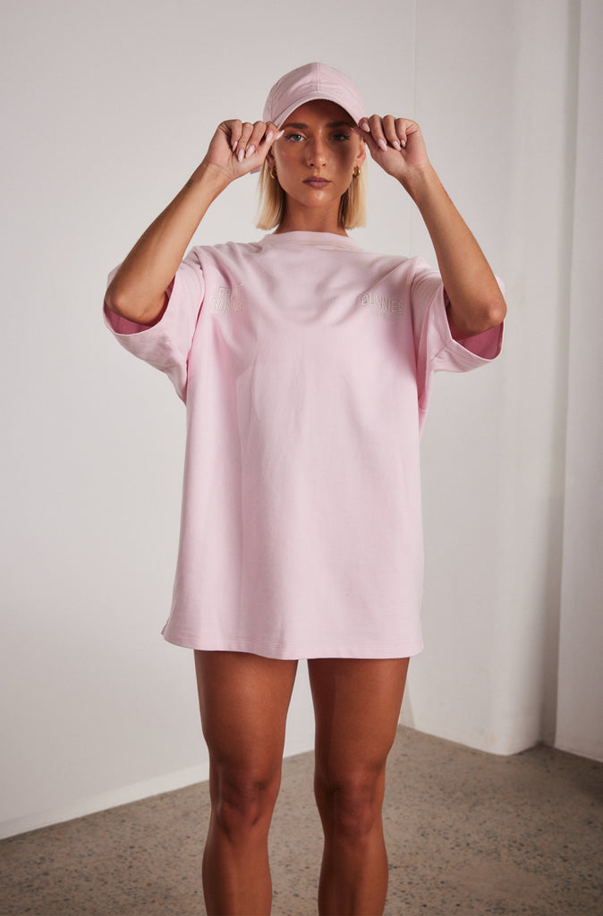 V5 Cunnies Tee - Sakura