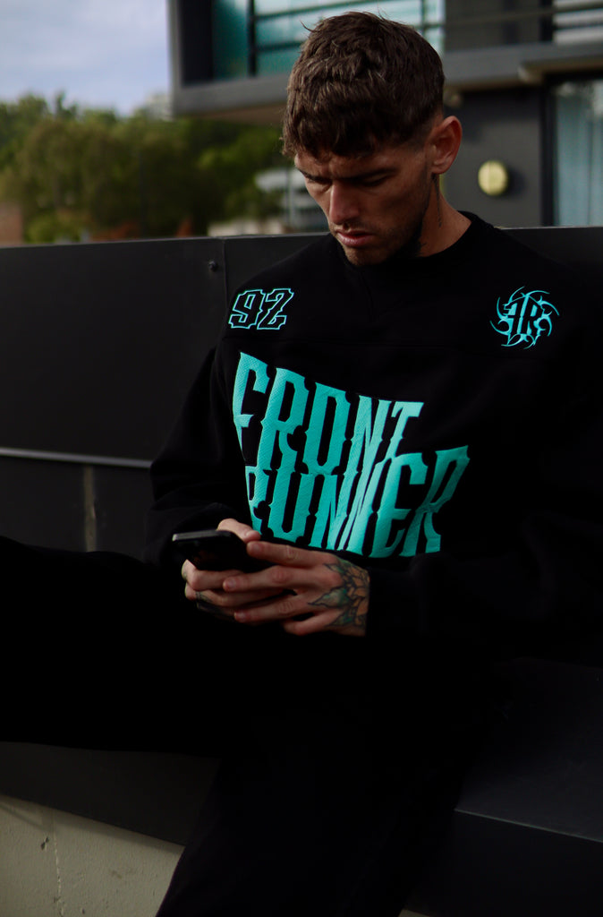 Pyro Crewneck - Black Tiffany