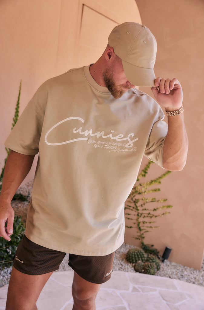 Cunnies Script Tee - Malt