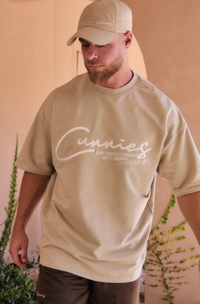 Cunnies Script Tee - Malt