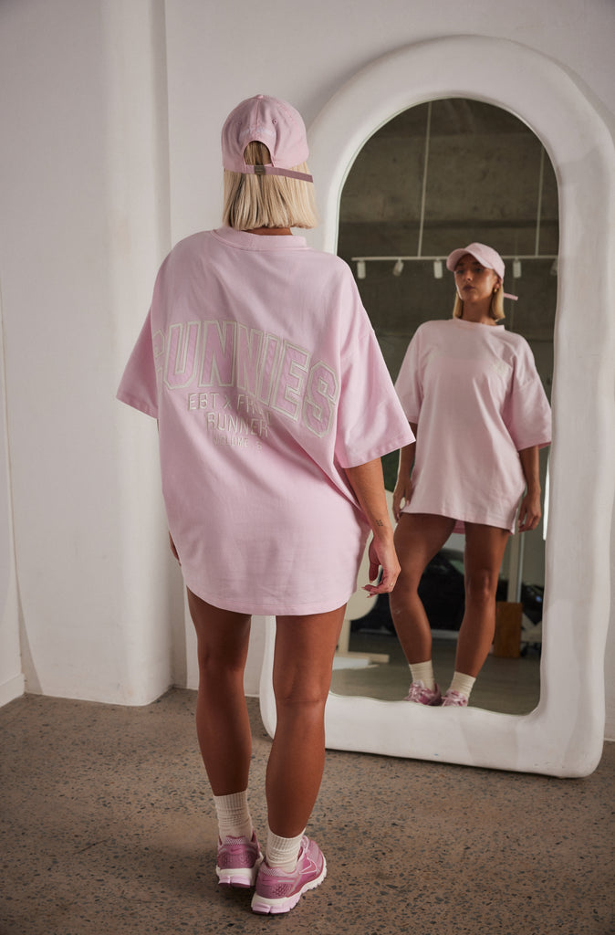 V5 Cunnies Tee - Sakura