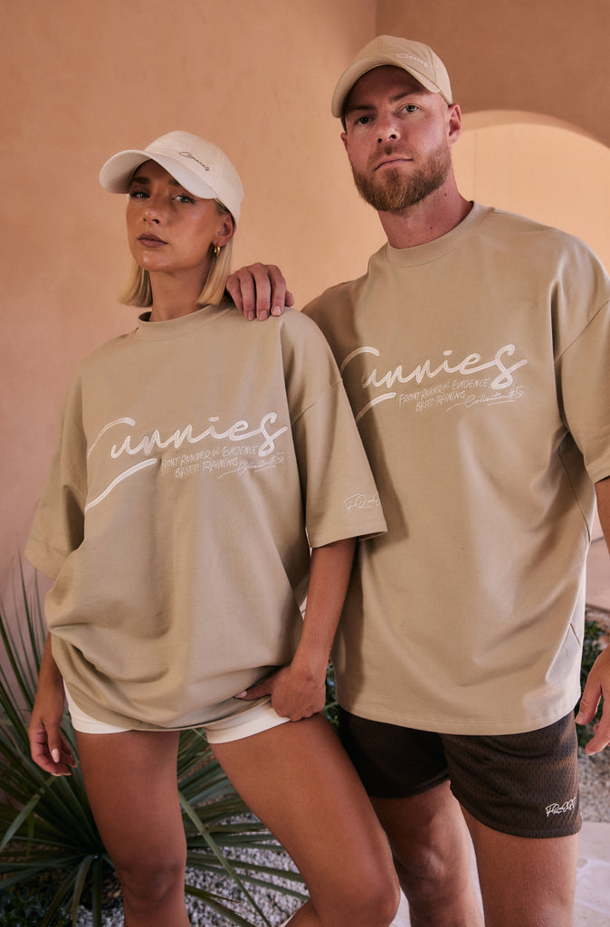 Cunnies Script Tee - Malt