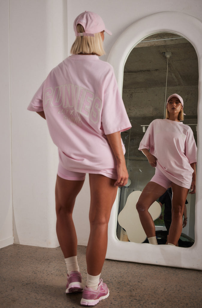 V5 Cunnies Tee - Sakura