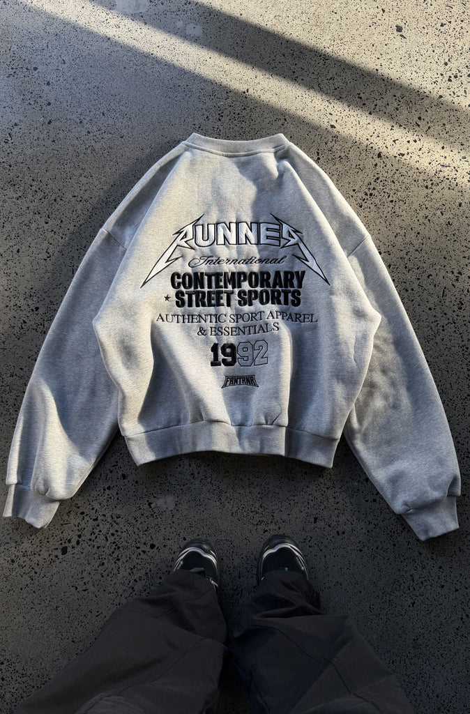 International Crewneck Grey Marle
