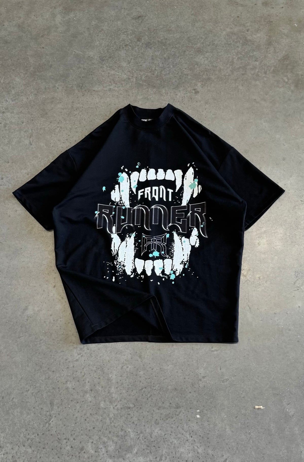 Jaeger Tee - Black - Hover