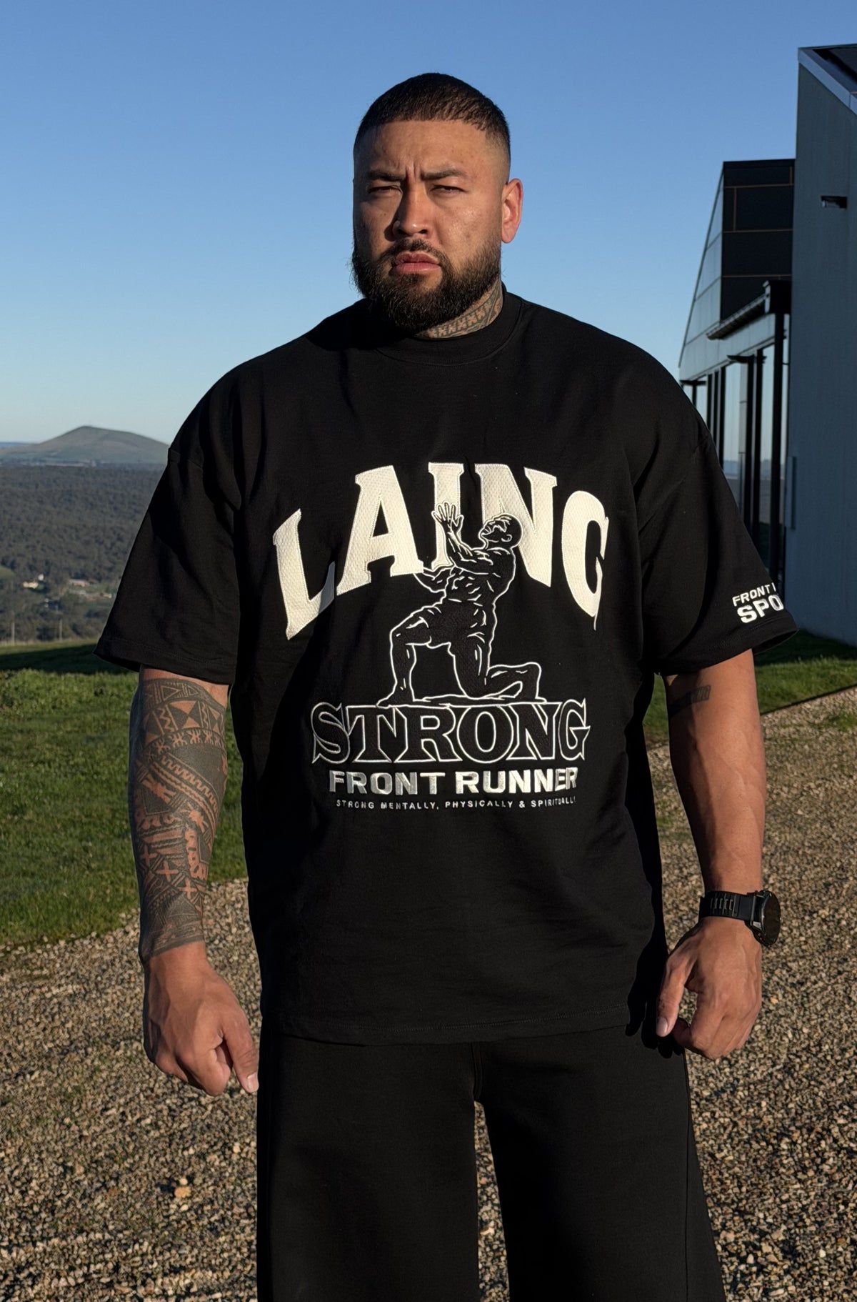 Strongman Legacy Tee Monochrome [men]
