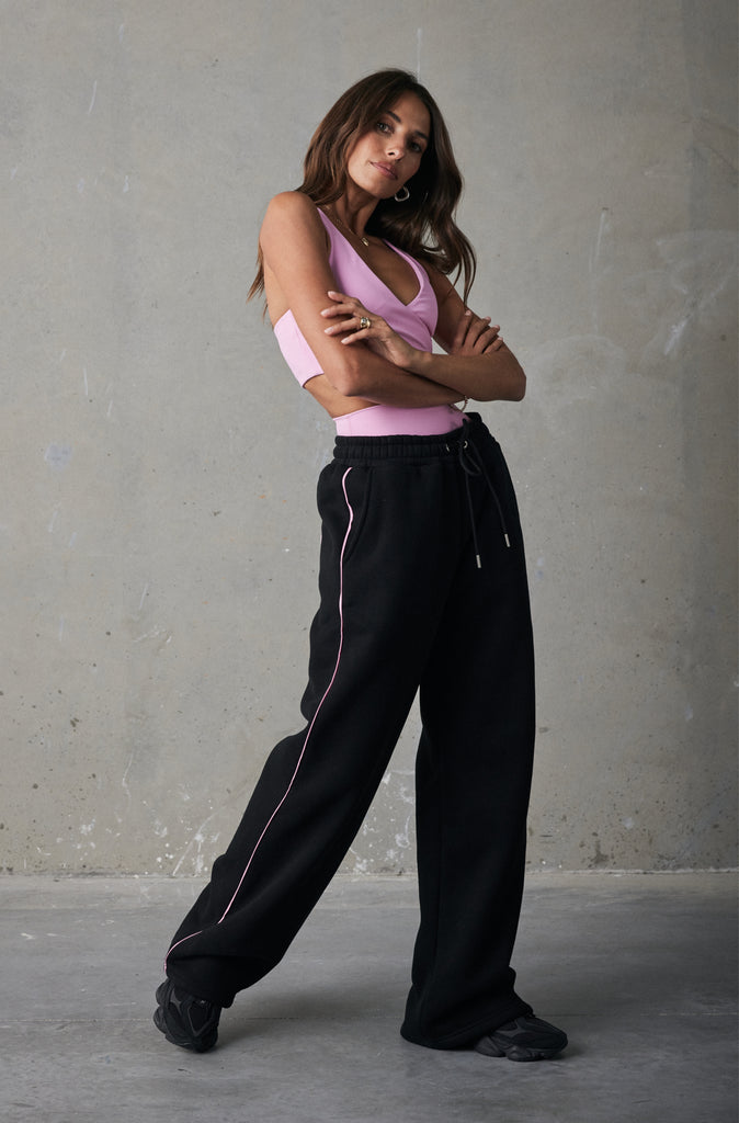 FRNTRNR Wide Leg Sweatpant - Black