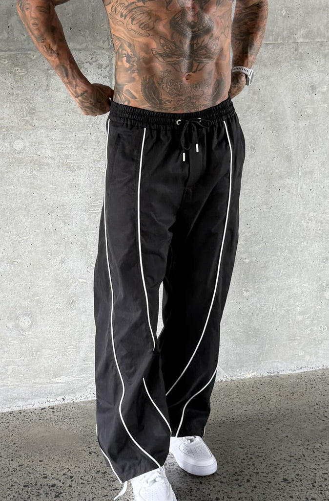 Phase Piped Barrel Leg Pant Black
