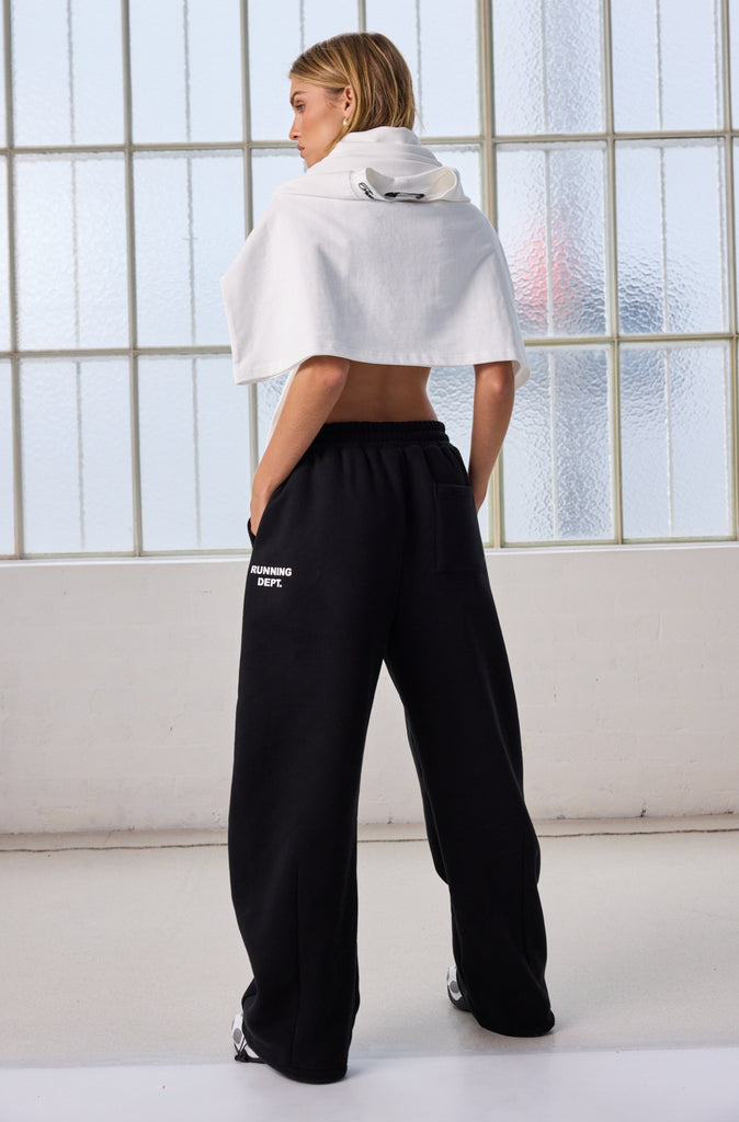 Running Dept. Barrel Leg Trackpant Black