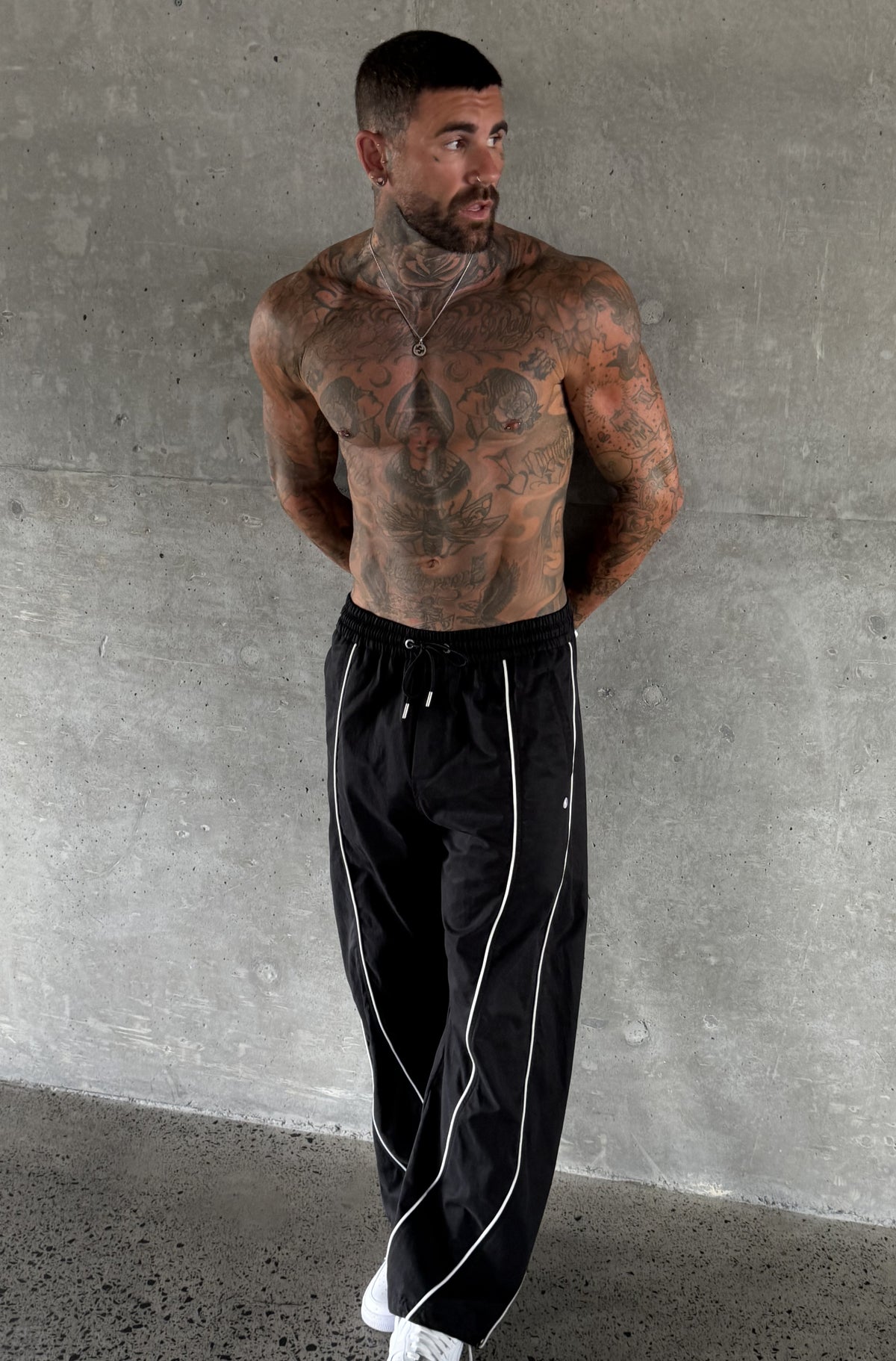 Phase Piped Barrel Leg Pant Black [men]