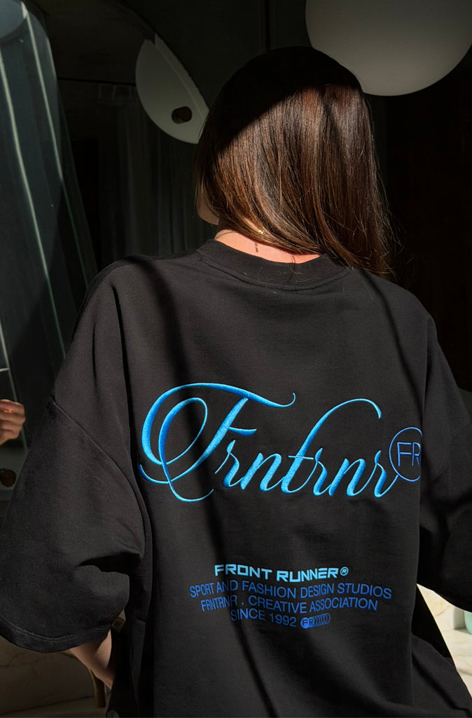 Insignia Tee Black [women]