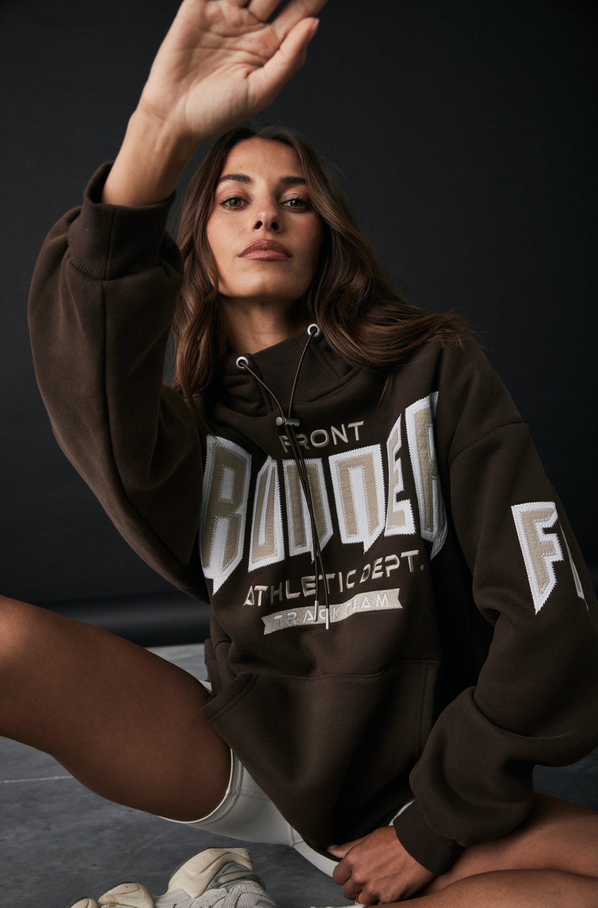 VD Runner Hoodie - Chocolate - Women