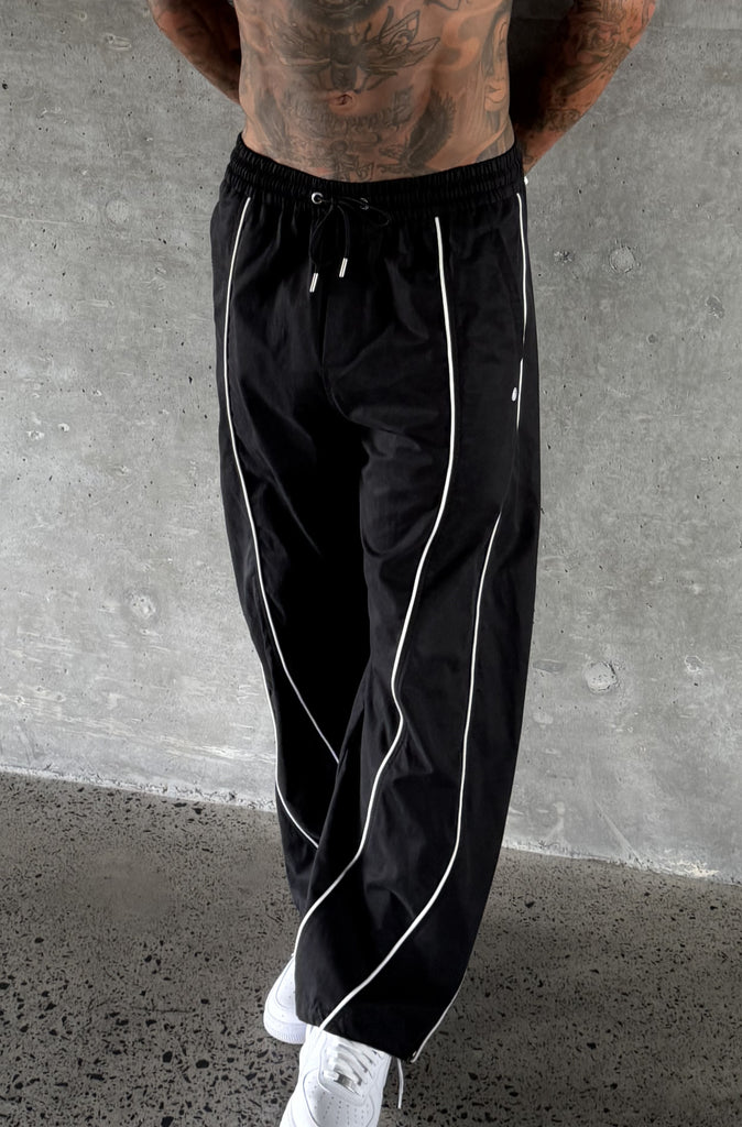 Phase Piped Barrel Leg Pant Black