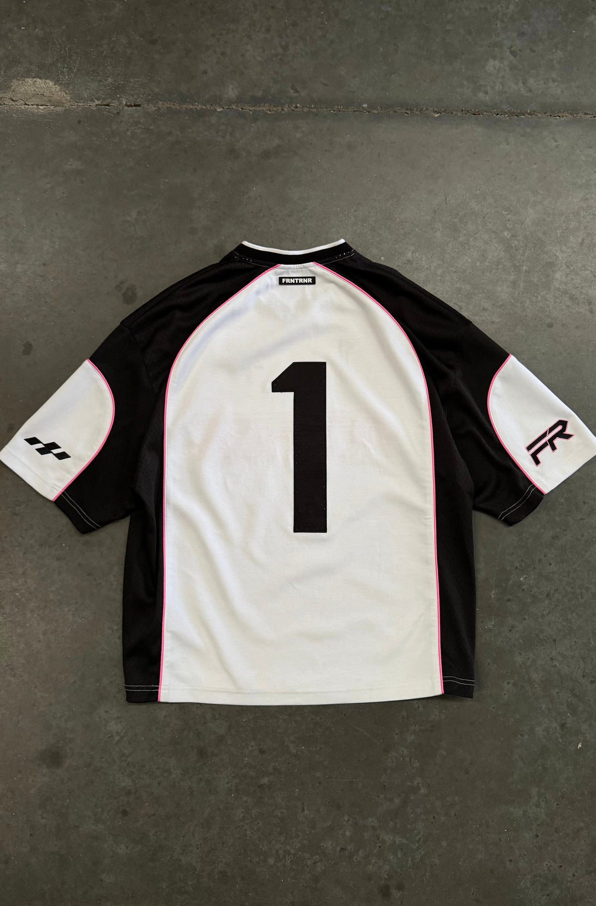 Striker Jersey - White/Black