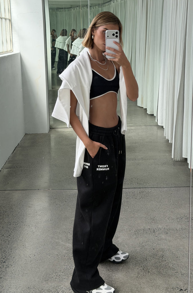Running Dept. Barrel Leg Trackpant Black