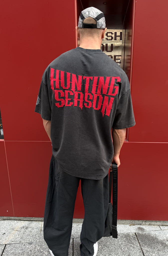 Hunting Season Tee Washed Black