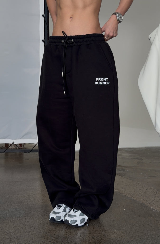 Running Dept. Barrel Leg Trackpant Black