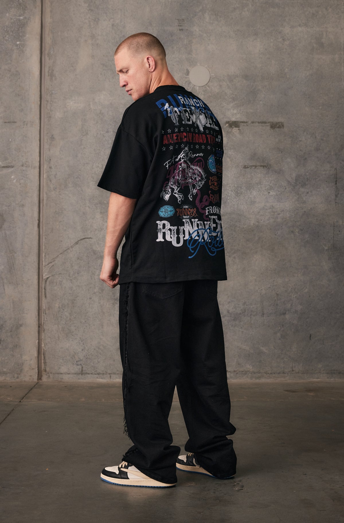 Road Trip Tee - Black - Men