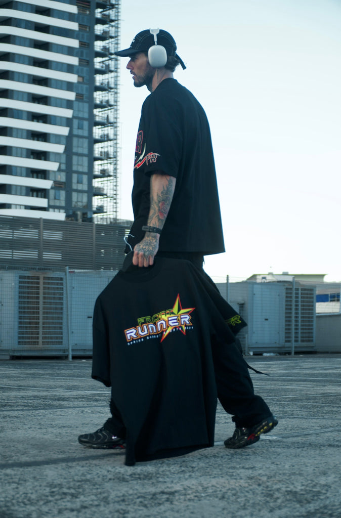 SS Runner Logo Tee - Black Fire