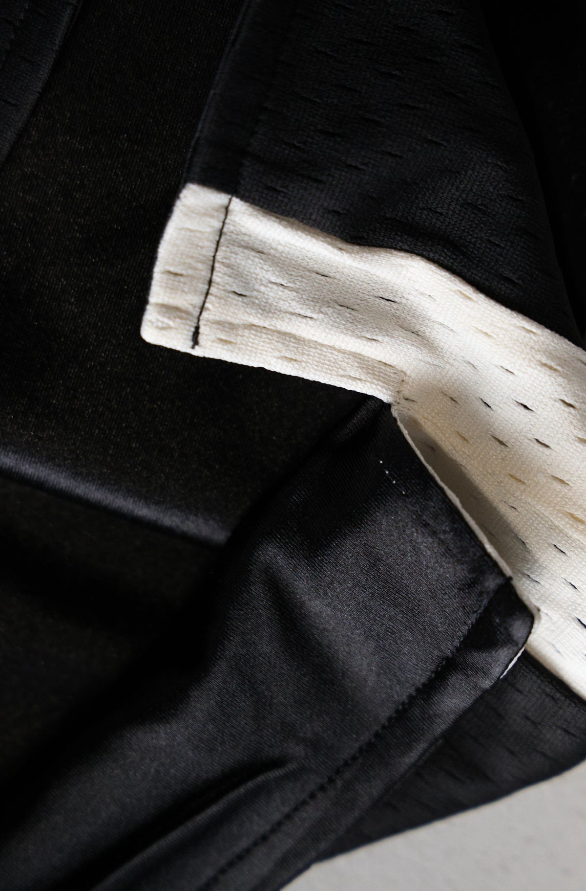 Viper Dept Mesh Short - Black