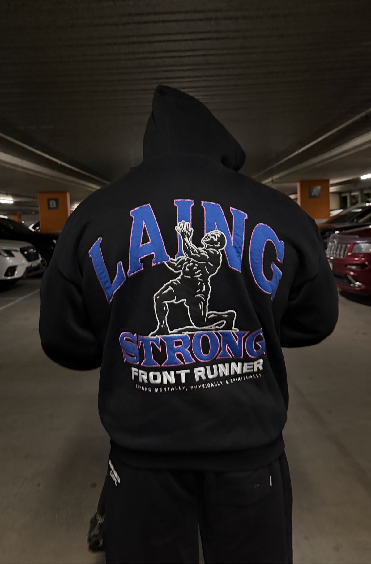 Strongman Legacy Hoodie Black Pop [men]