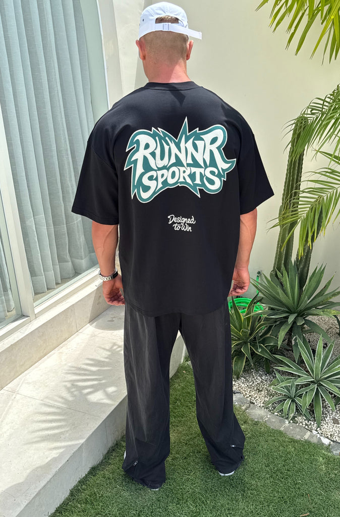 Run Riot Tee - Black Emerald