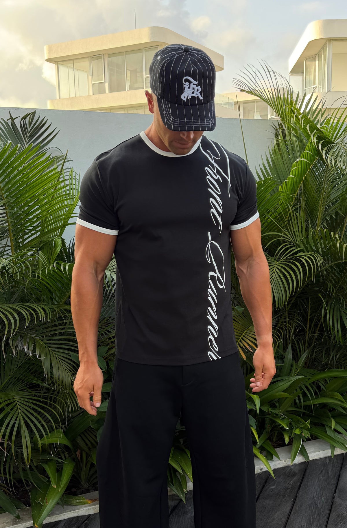 Script Fitted Ringer Tee Black [men]