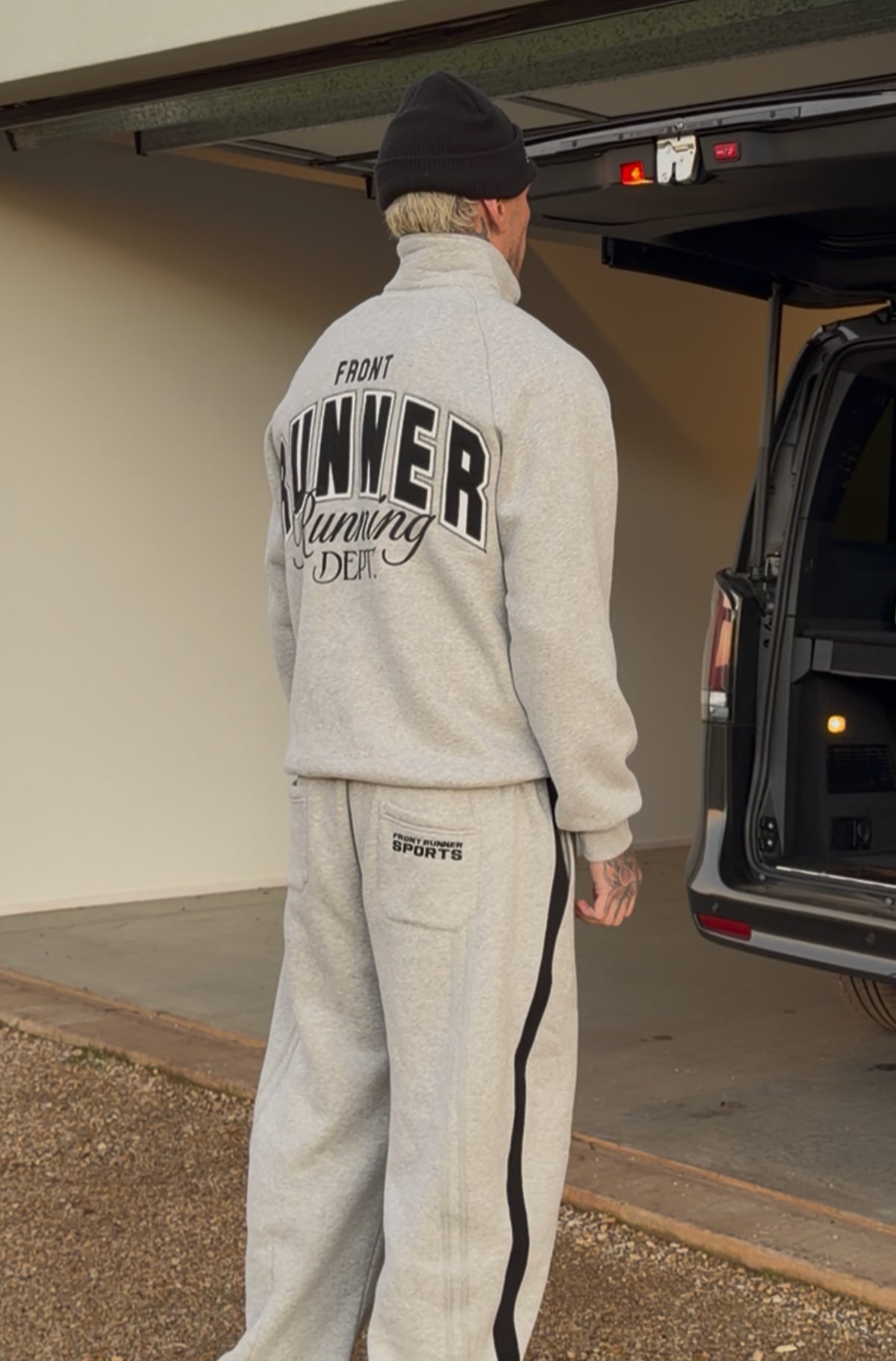 Classic Running Dept. 1/4 Zip Grey Marle [men]