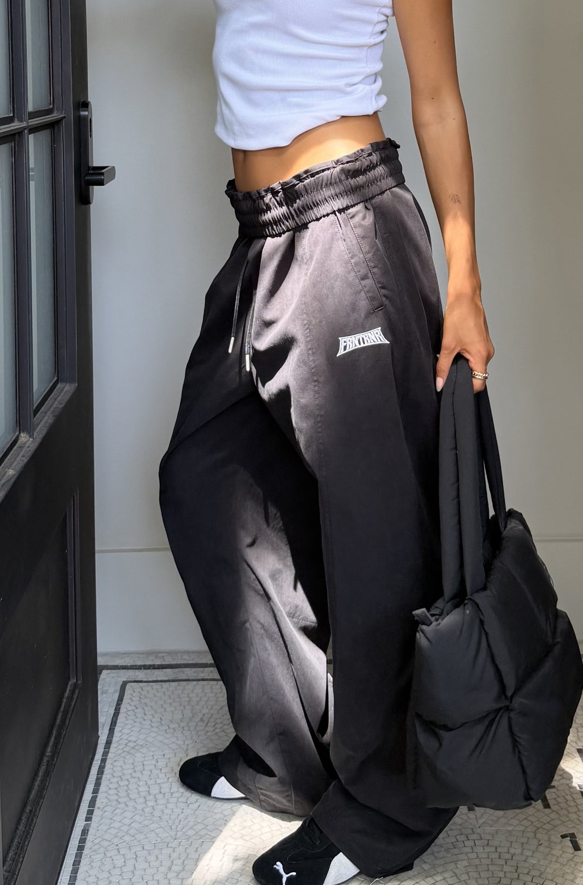 Phase Barrel Leg Pant Black [women]