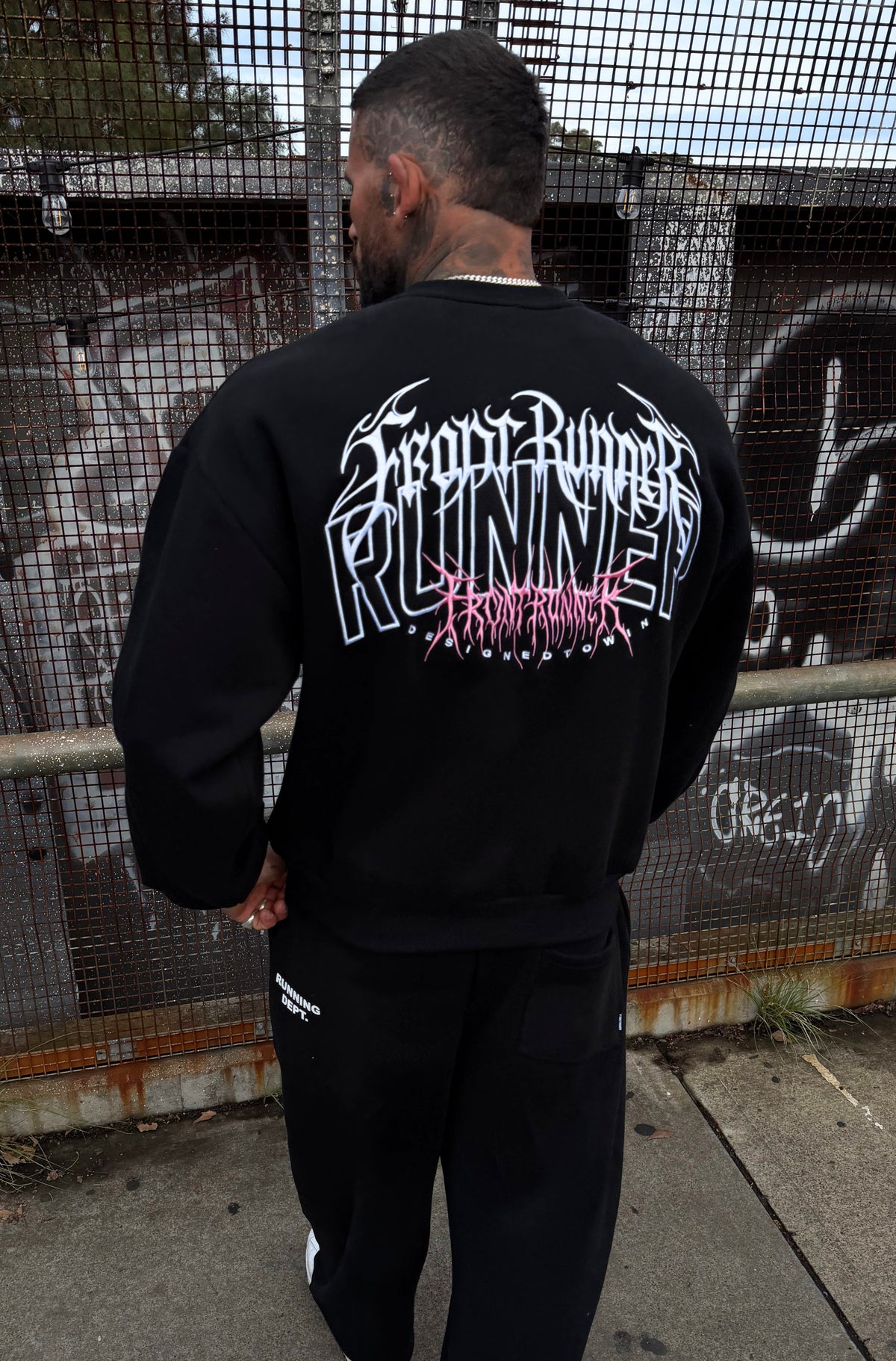 Forged Crewneck Black [men]