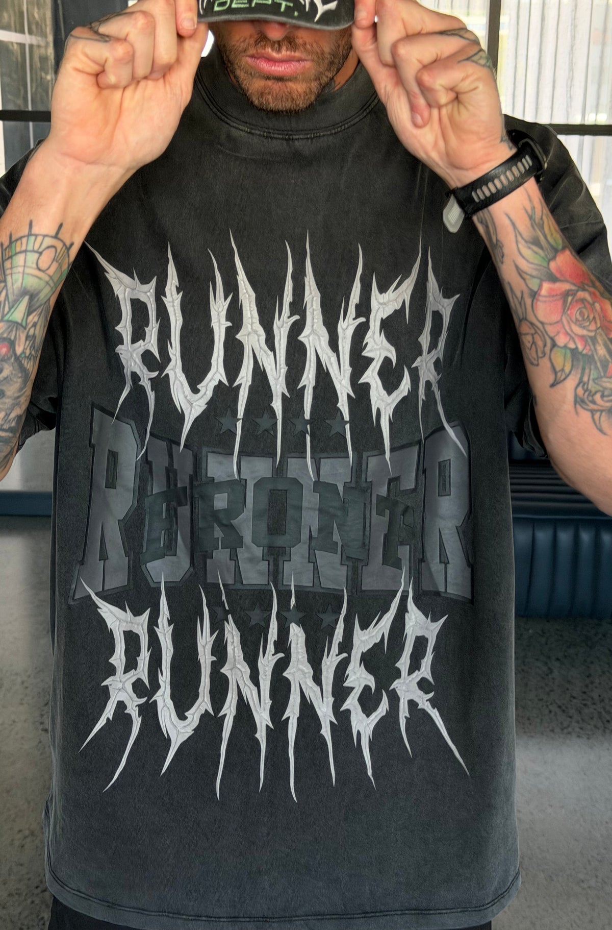 Runner Tribe Tee Washed Black [men]