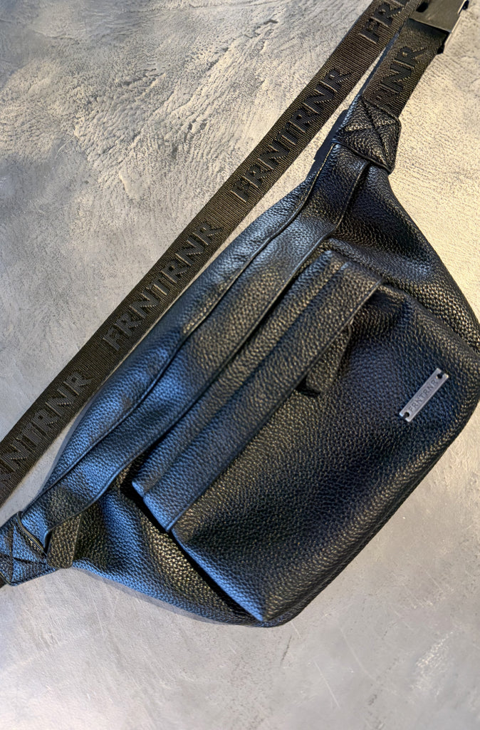 FRNTRNR Hip Bag - Black