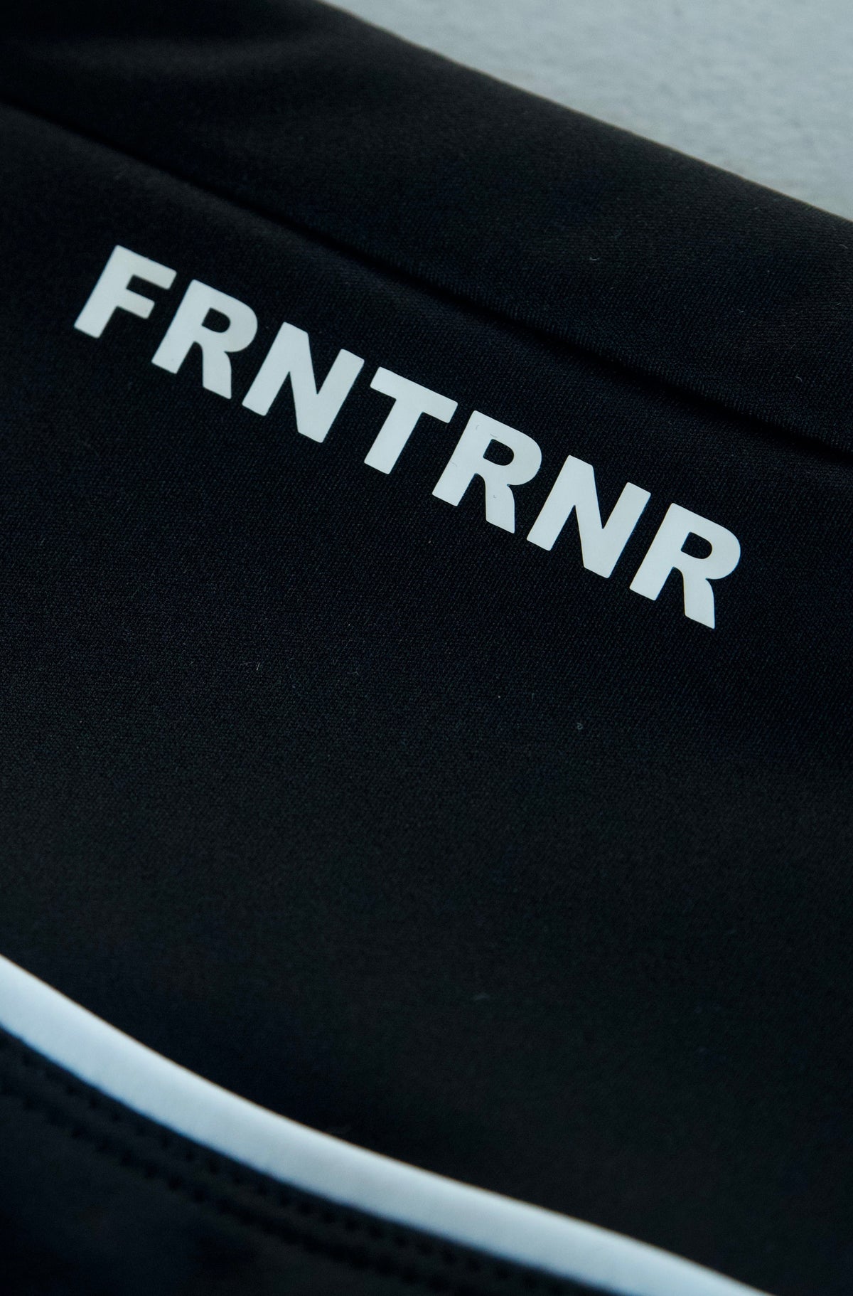 FRNTRNR Contour Flare - Black - Hover