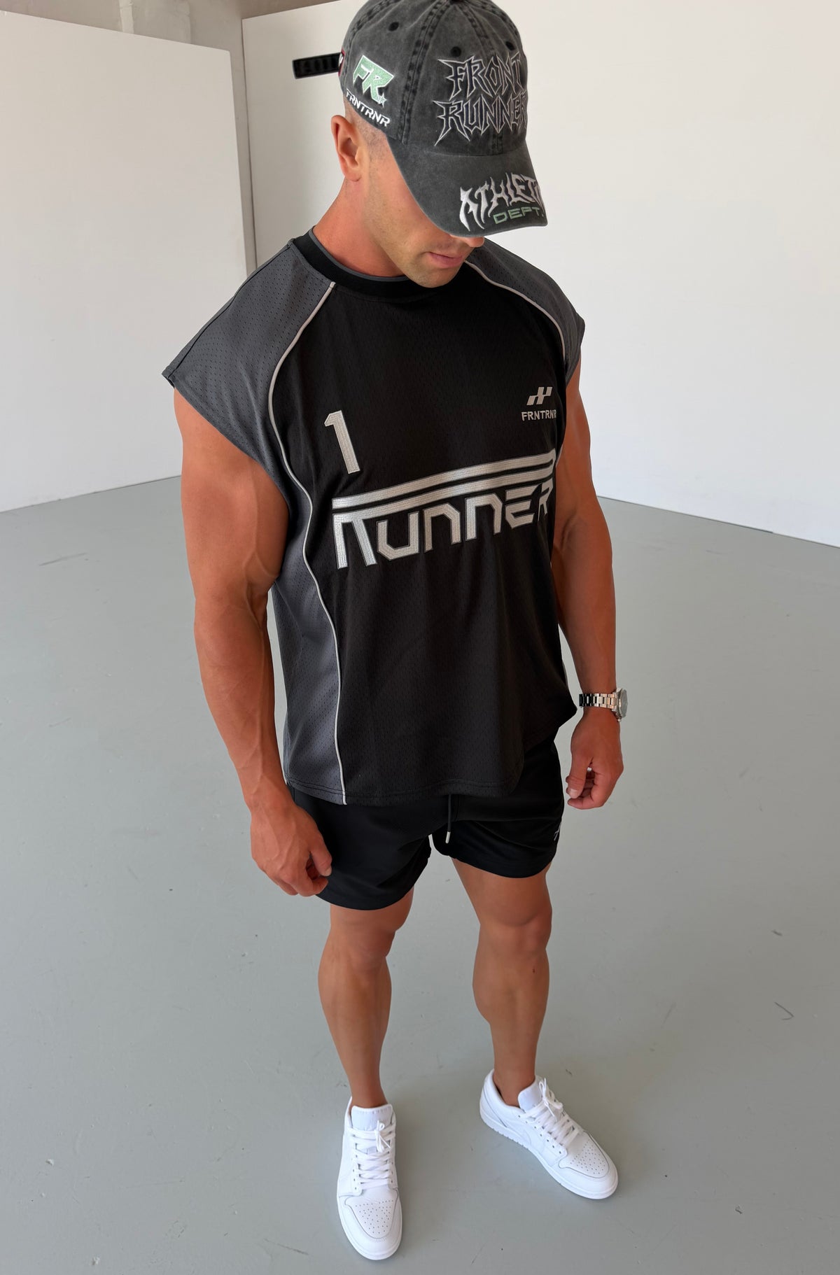 Striker Sleeveless Jersey - Graphite - Men