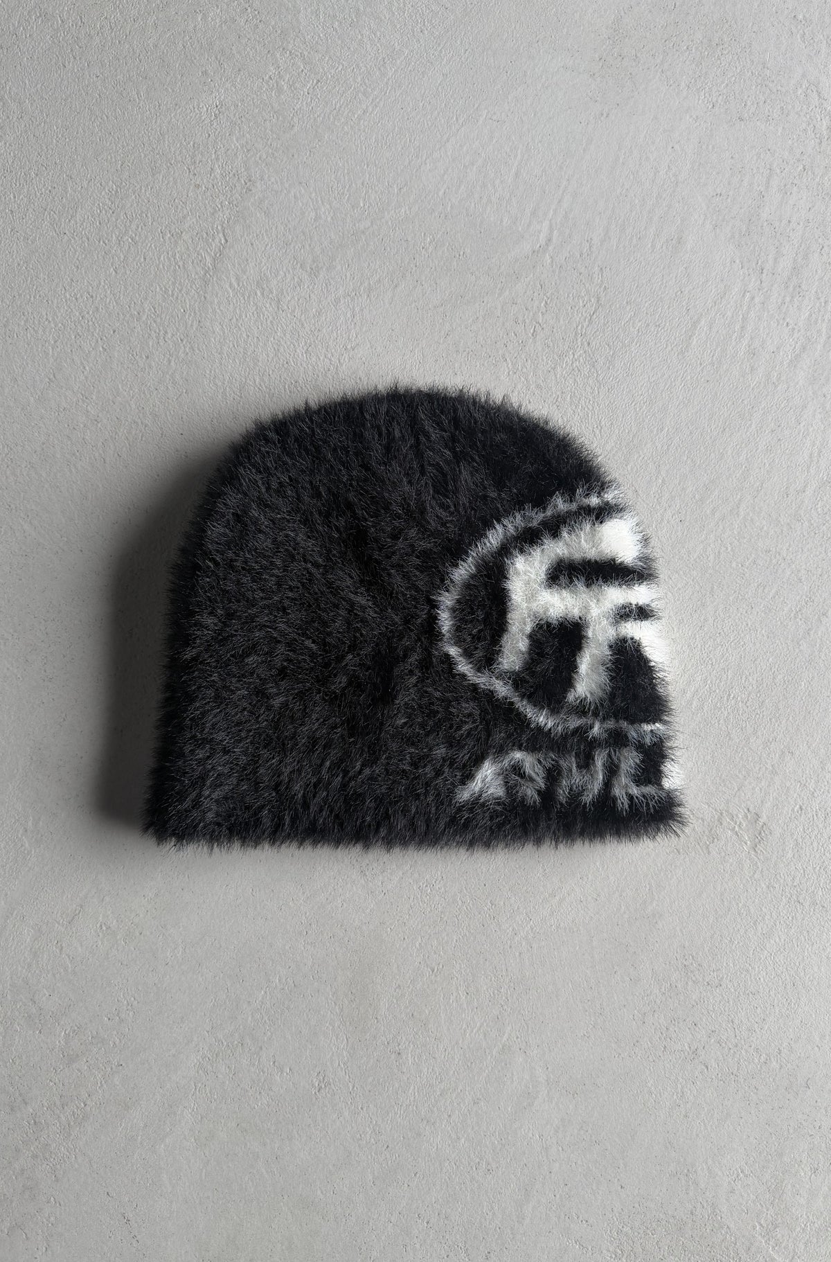 Resilience Fuzzy Skull Beanie Black