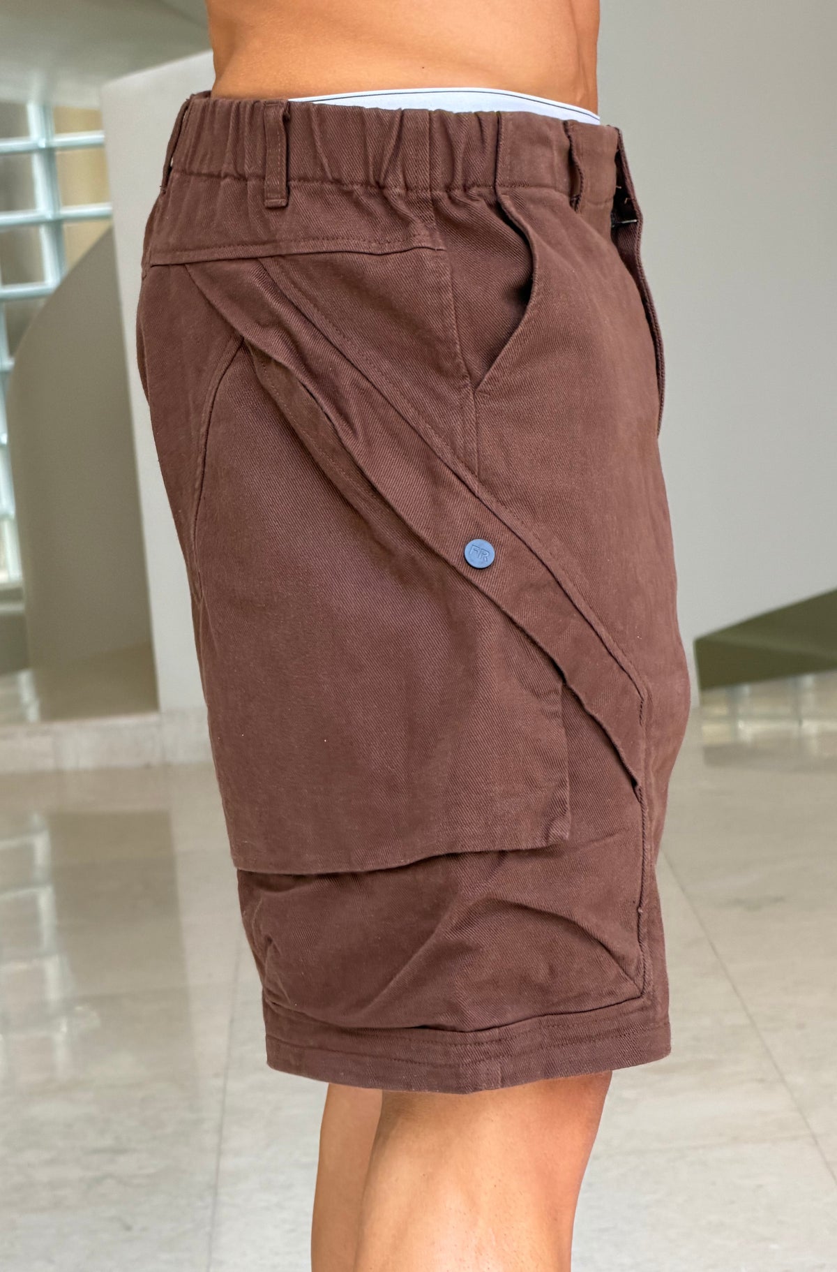 Legacy Pocket Short Chocolate [men]