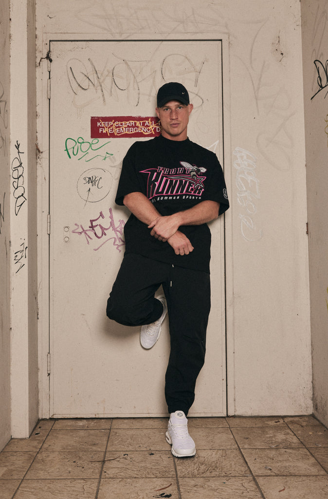 Hornet Tee - Black & Pink