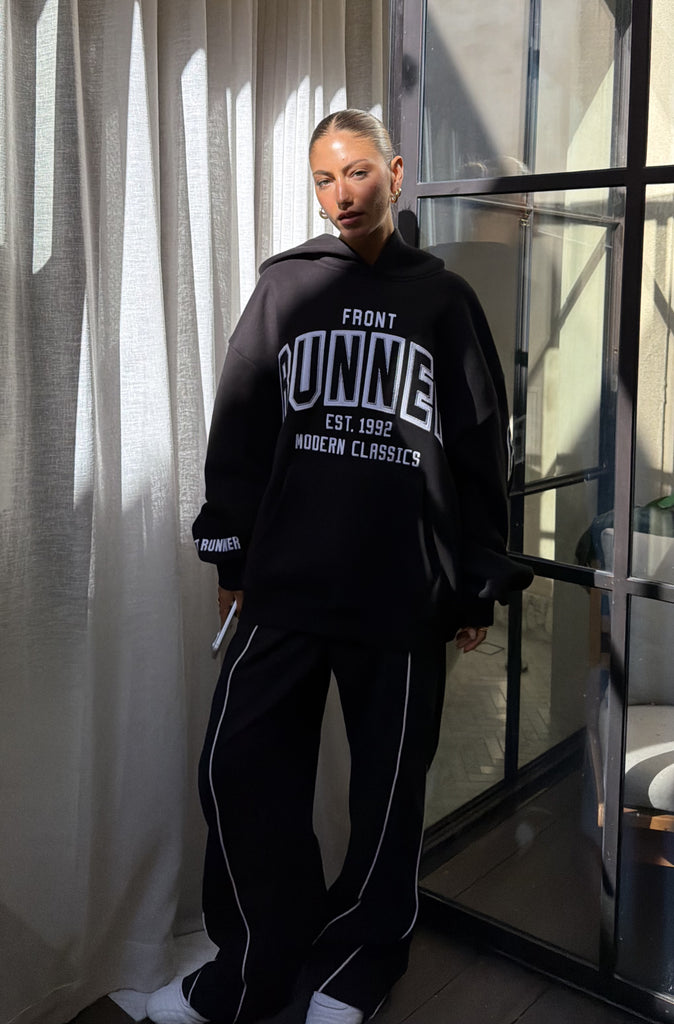 Classic Front Hoodie Black