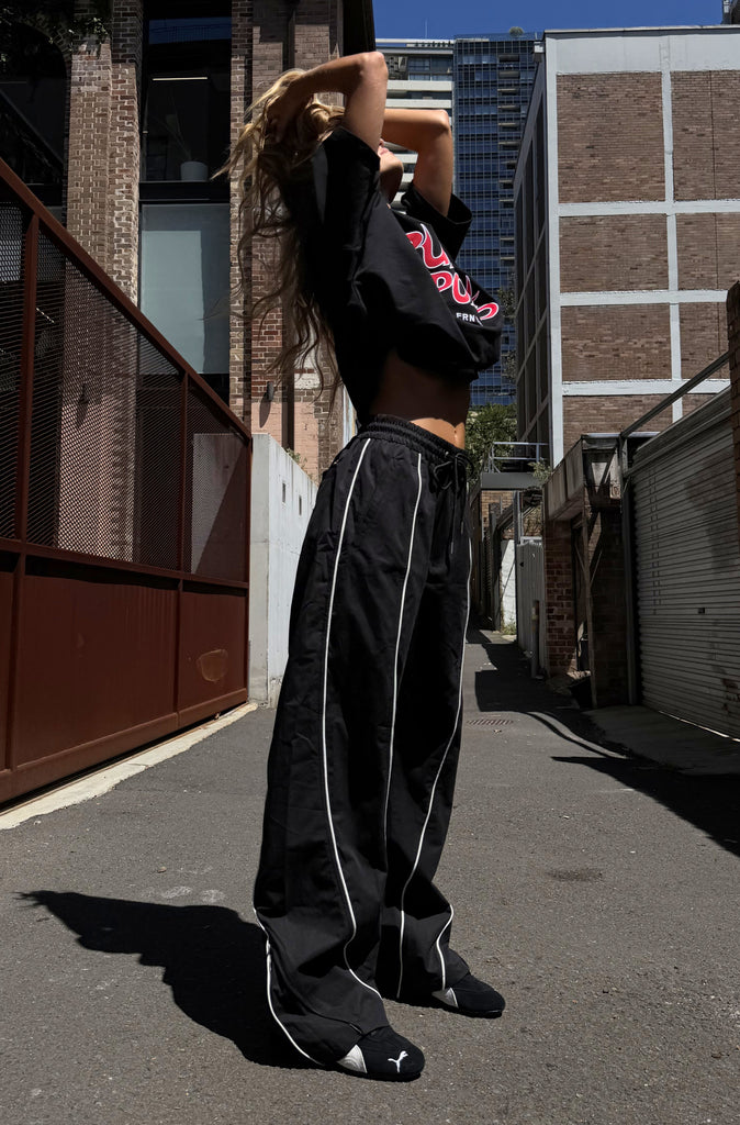 Phase Piped Barrel Leg Pant Black