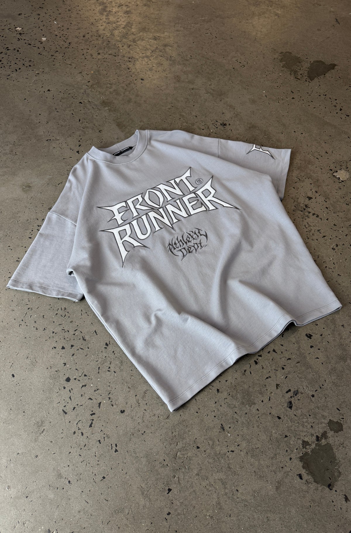 Hardline Runner Tee - Grey - Hover