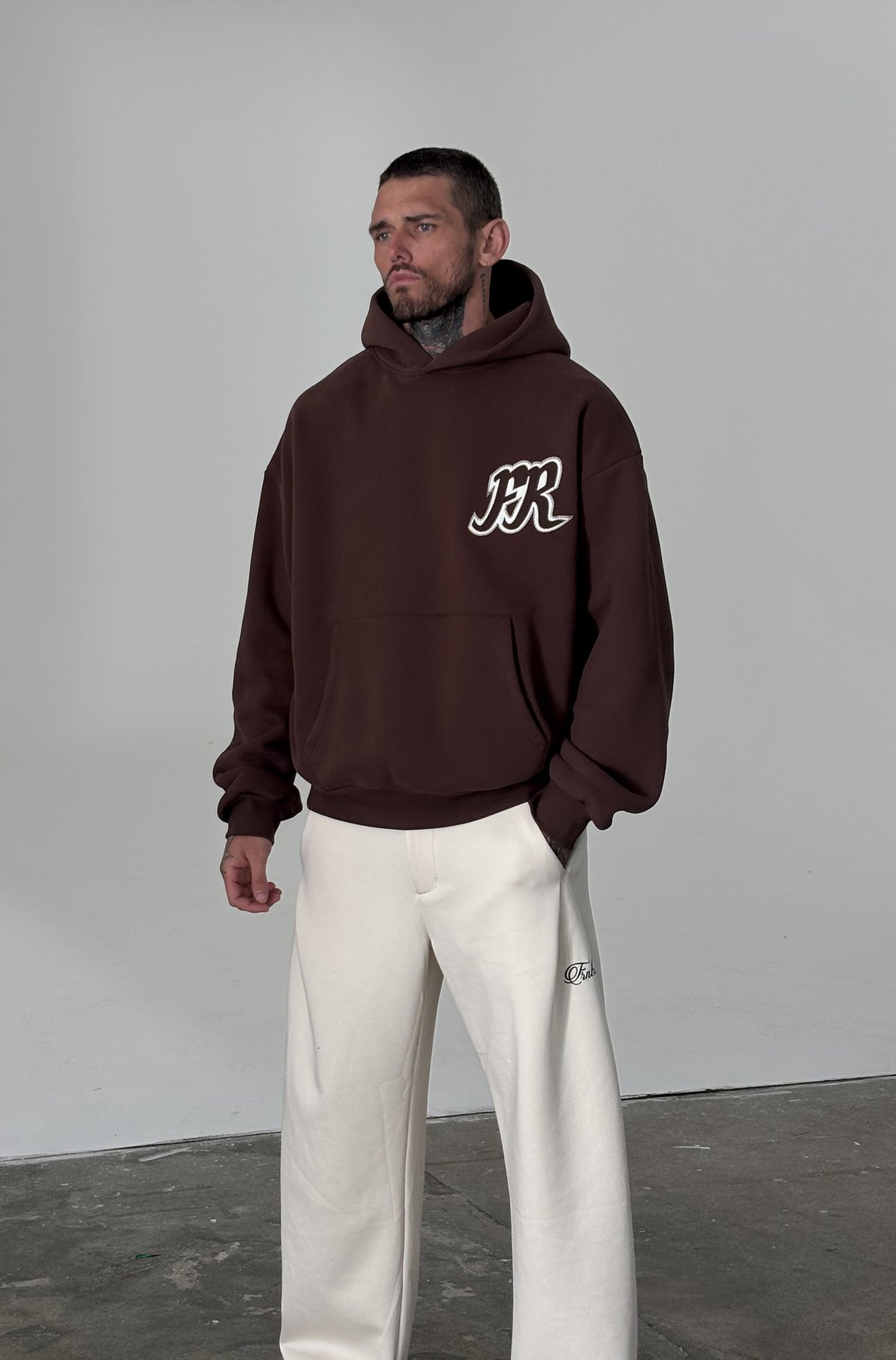 Heritage Hoodie Chocolate [men]