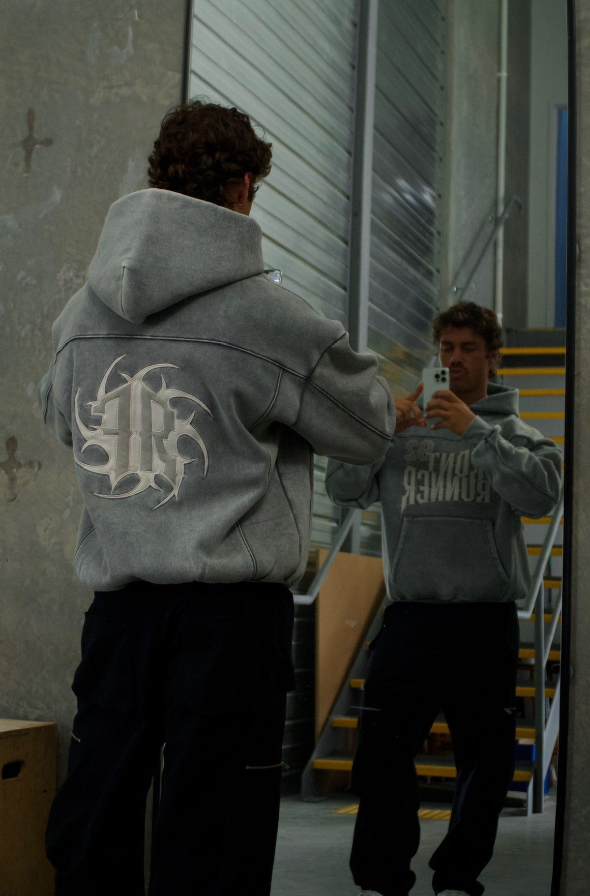 Pyro Hoodie - Concrete - Men