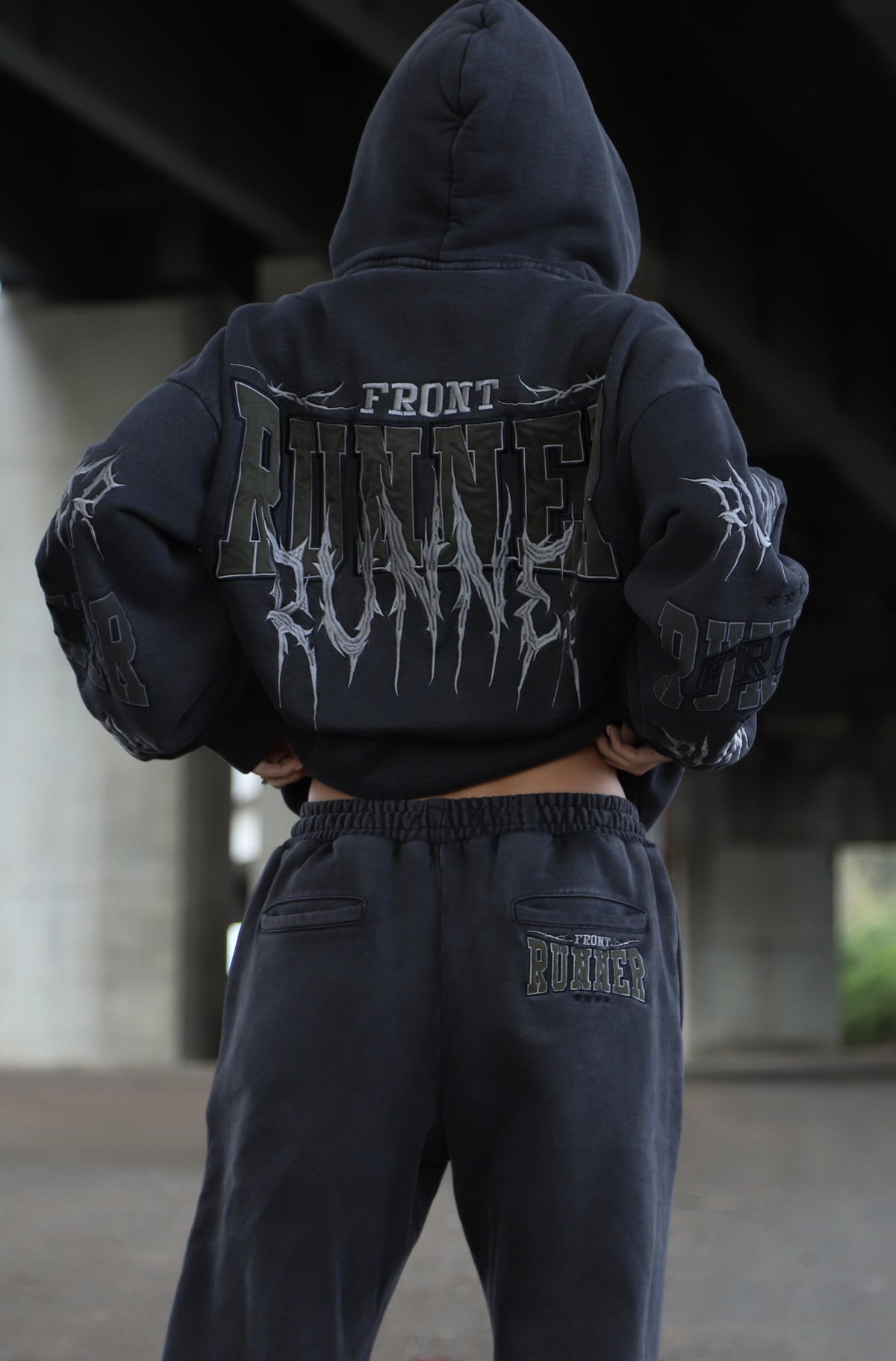 Runner Tribe Hoodie - Concrete - Women