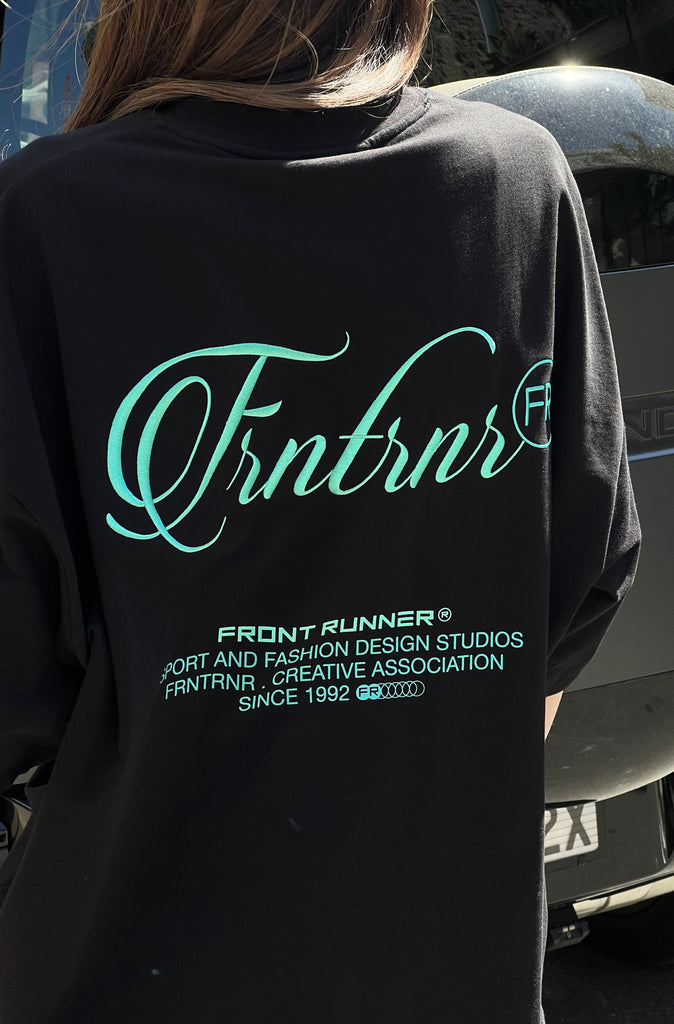 Insignia Tee Black Teal [women]