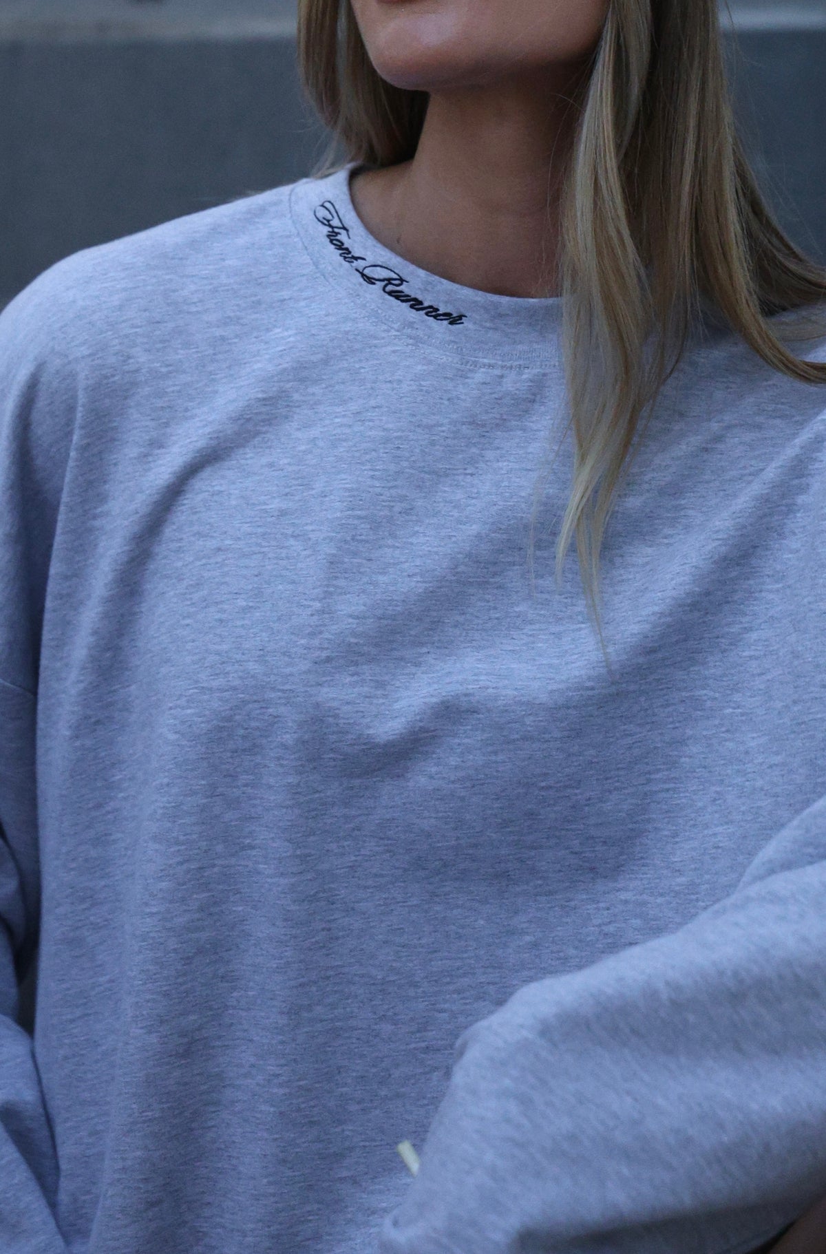 Script L/S Tee Grey Marle [women]